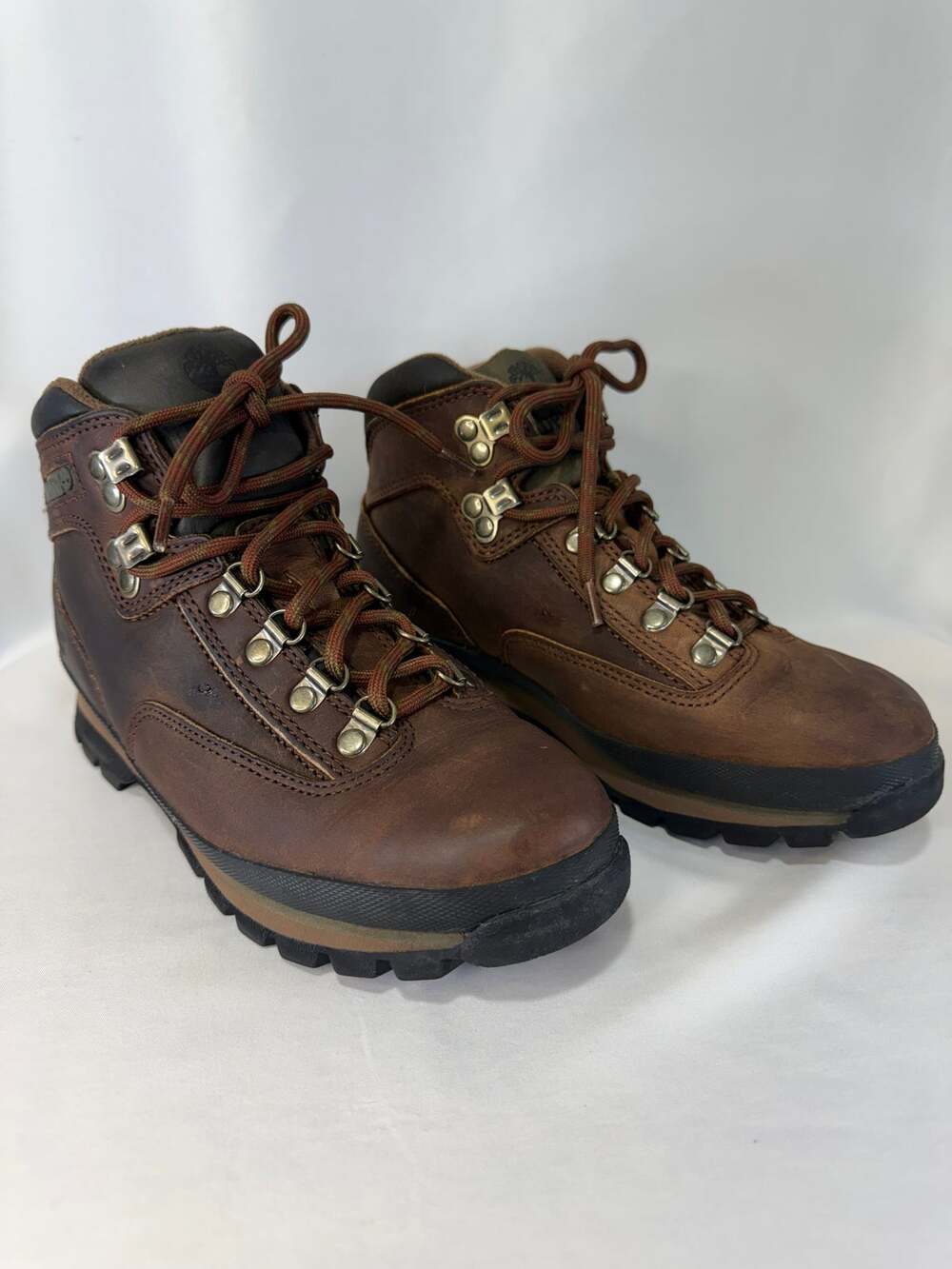 Timberland Brown Leather Hiking Boots Vintage Outdoor Lug Sole Size 7.5